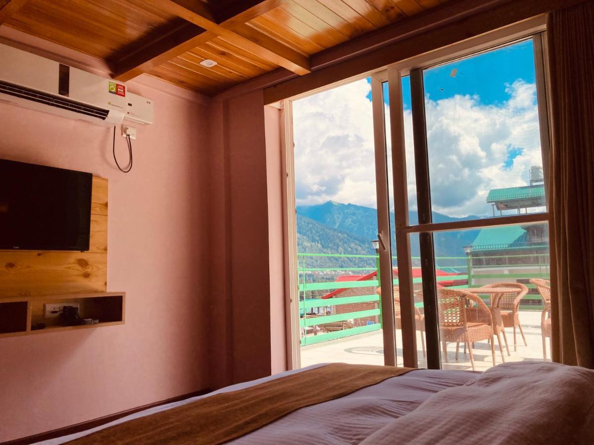Vista Hill Resort- Centrally Heated & Air Cooled Resort, Manali エクステリア 写真