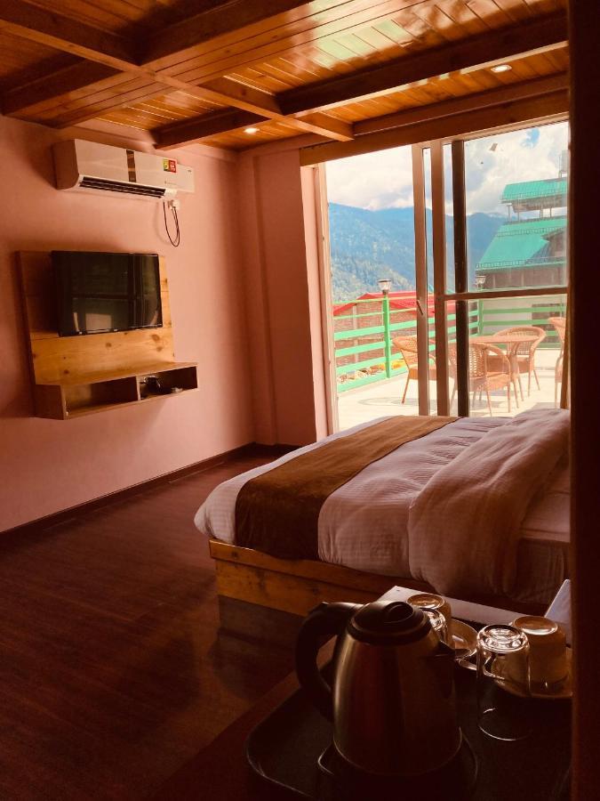 Vista Hill Resort- Centrally Heated & Air Cooled Resort, Manali エクステリア 写真