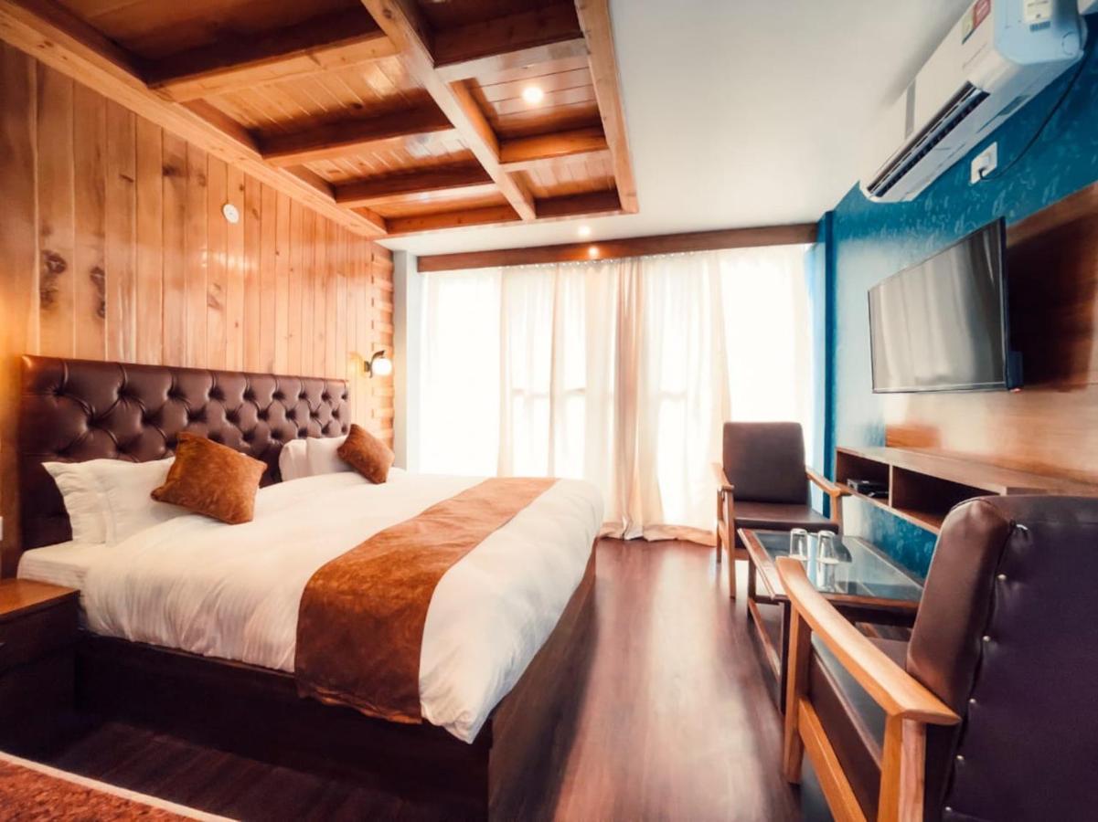 Vista Hill Resort- Centrally Heated & Air Cooled Resort, Manali エクステリア 写真