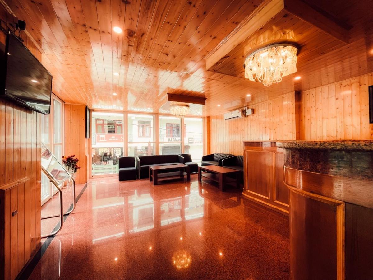 Vista Hill Resort- Centrally Heated & Air Cooled Resort, Manali エクステリア 写真