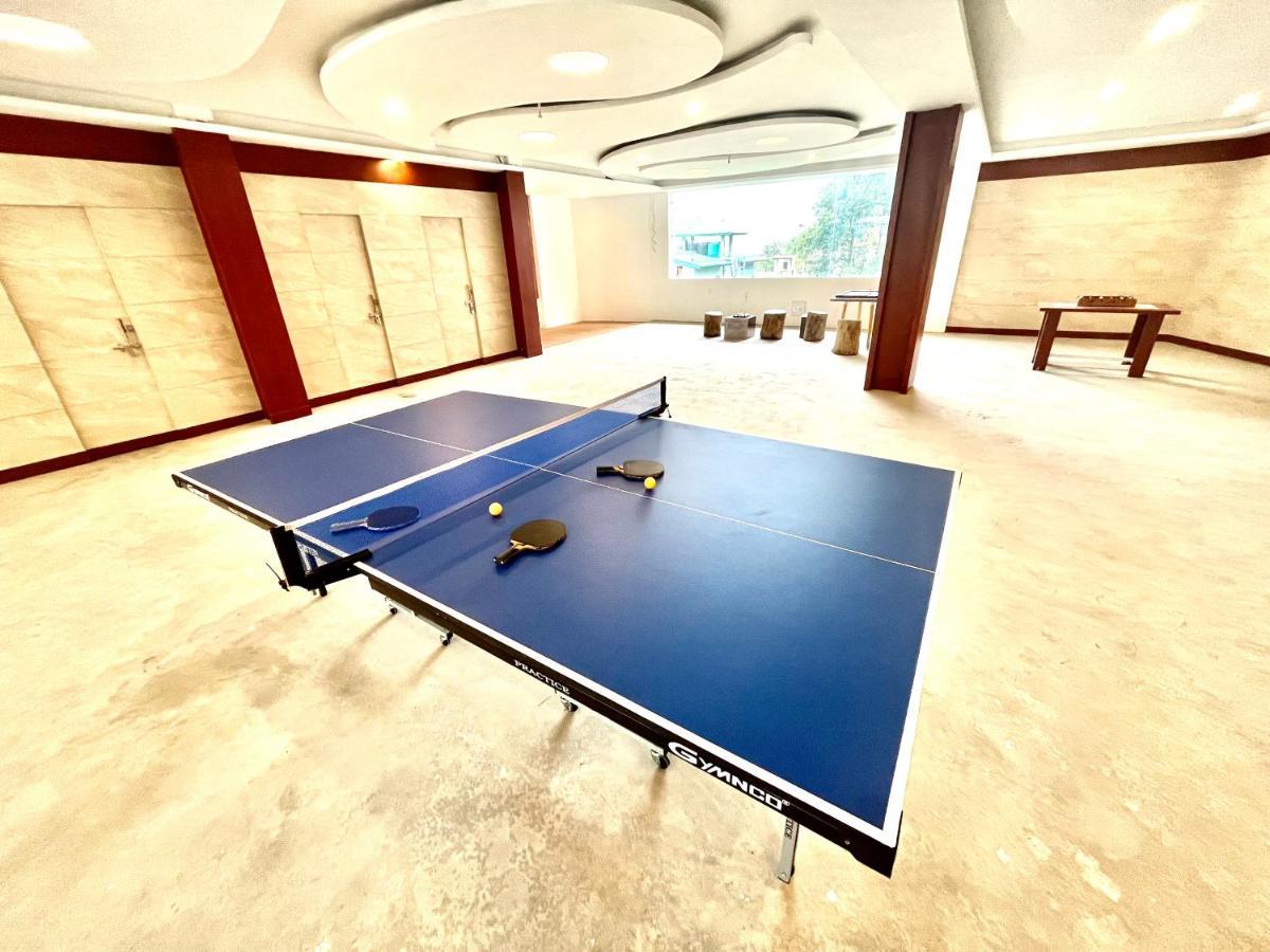 Vista Hill Resort- Centrally Heated & Air Cooled Resort, Manali エクステリア 写真