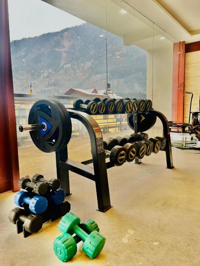 Vista Hill Resort- Centrally Heated & Air Cooled Resort, Manali エクステリア 写真